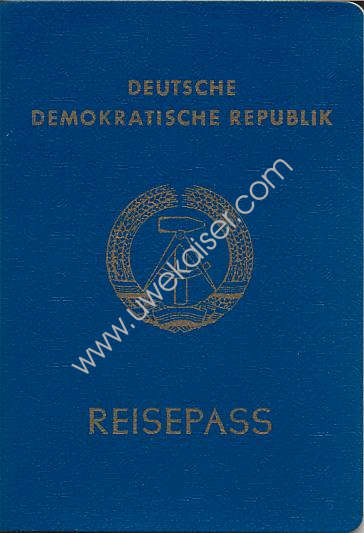 Reisepa� der DDR Vorderseite